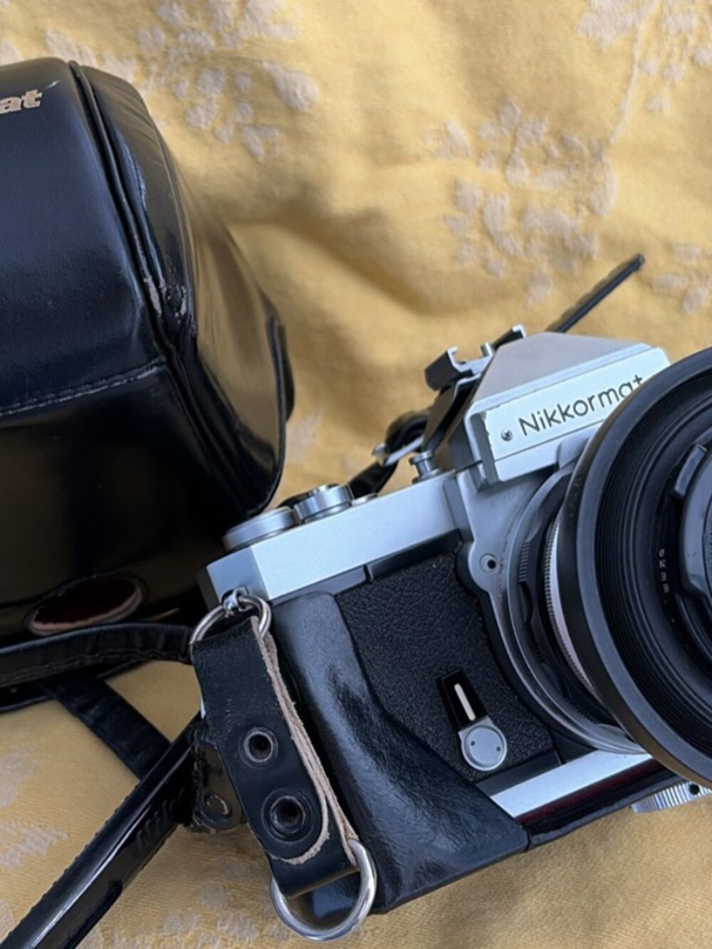 Vintage Nikon Nikkormat FTN 35 mm Camera 50mm f/2 Lens Case